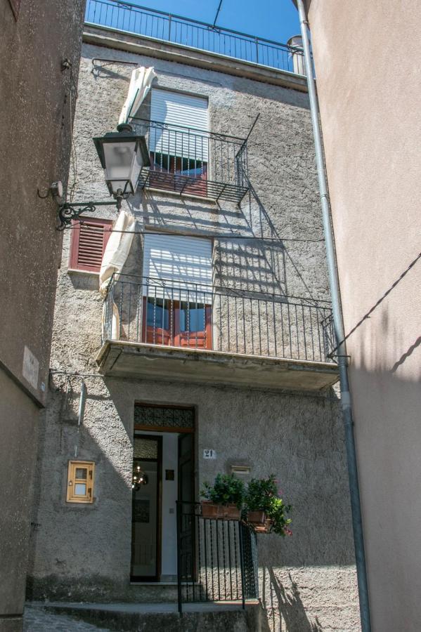 Вілла La Casa Della Nonna San Mauro Castelverde Екстер'єр фото